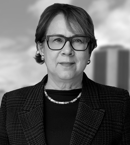 Photo of Joan McKenna