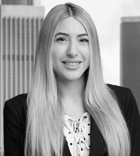 Photo of Jasmine Ramezanzadeh